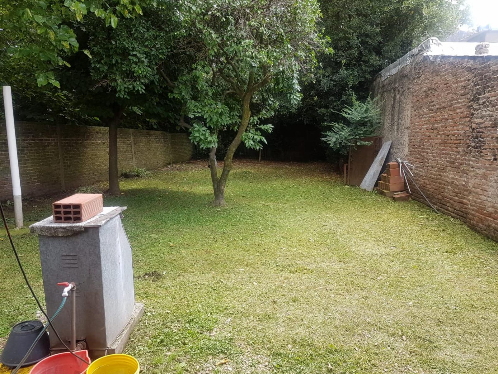 Pintos 3060- Longchamps · Almirante Brown — foto 9