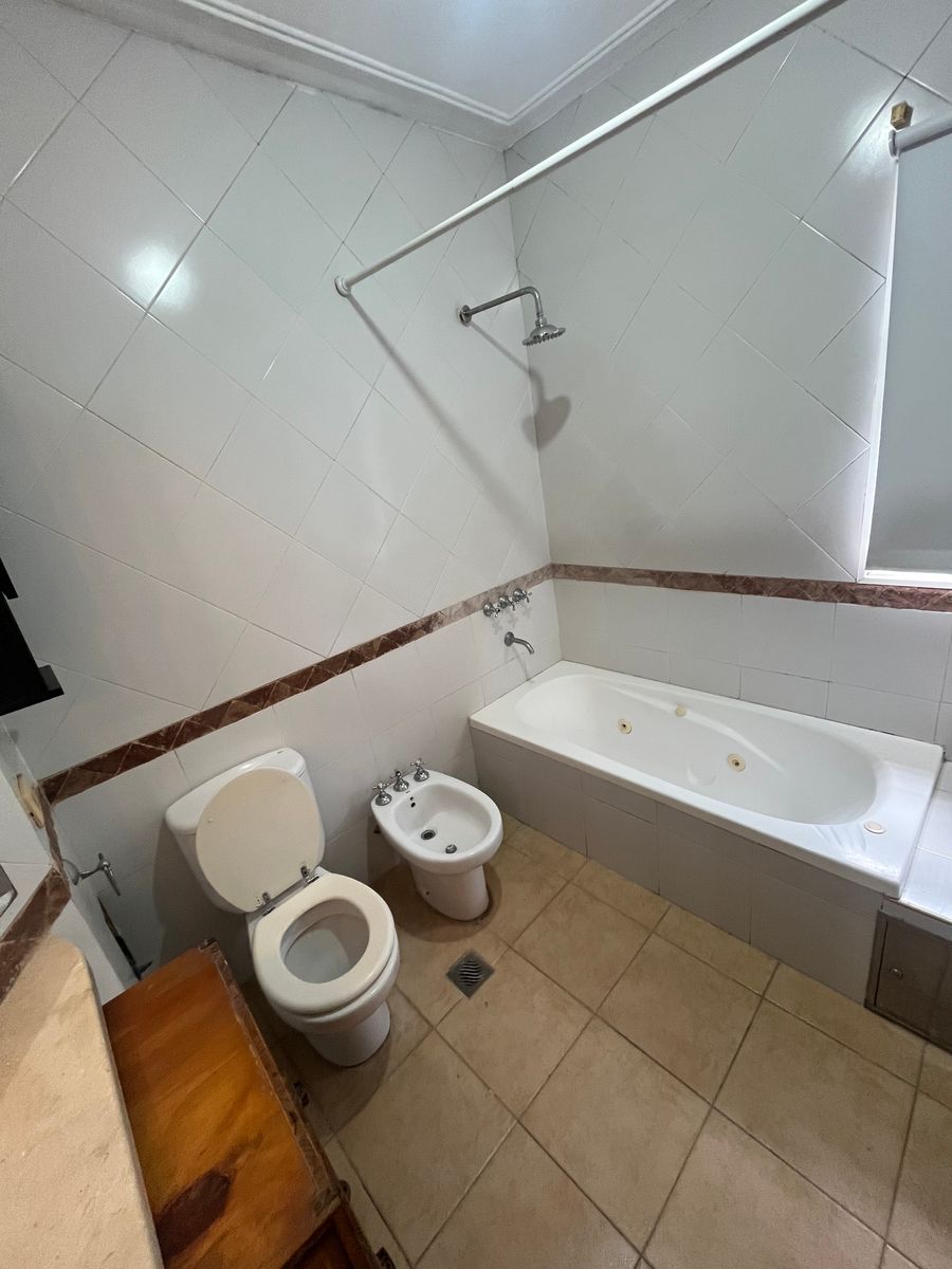 VENTA CASA 3 DORMITORIOS APTA CREDITO EN YERBA BUENA · Yerba Buena — foto 13