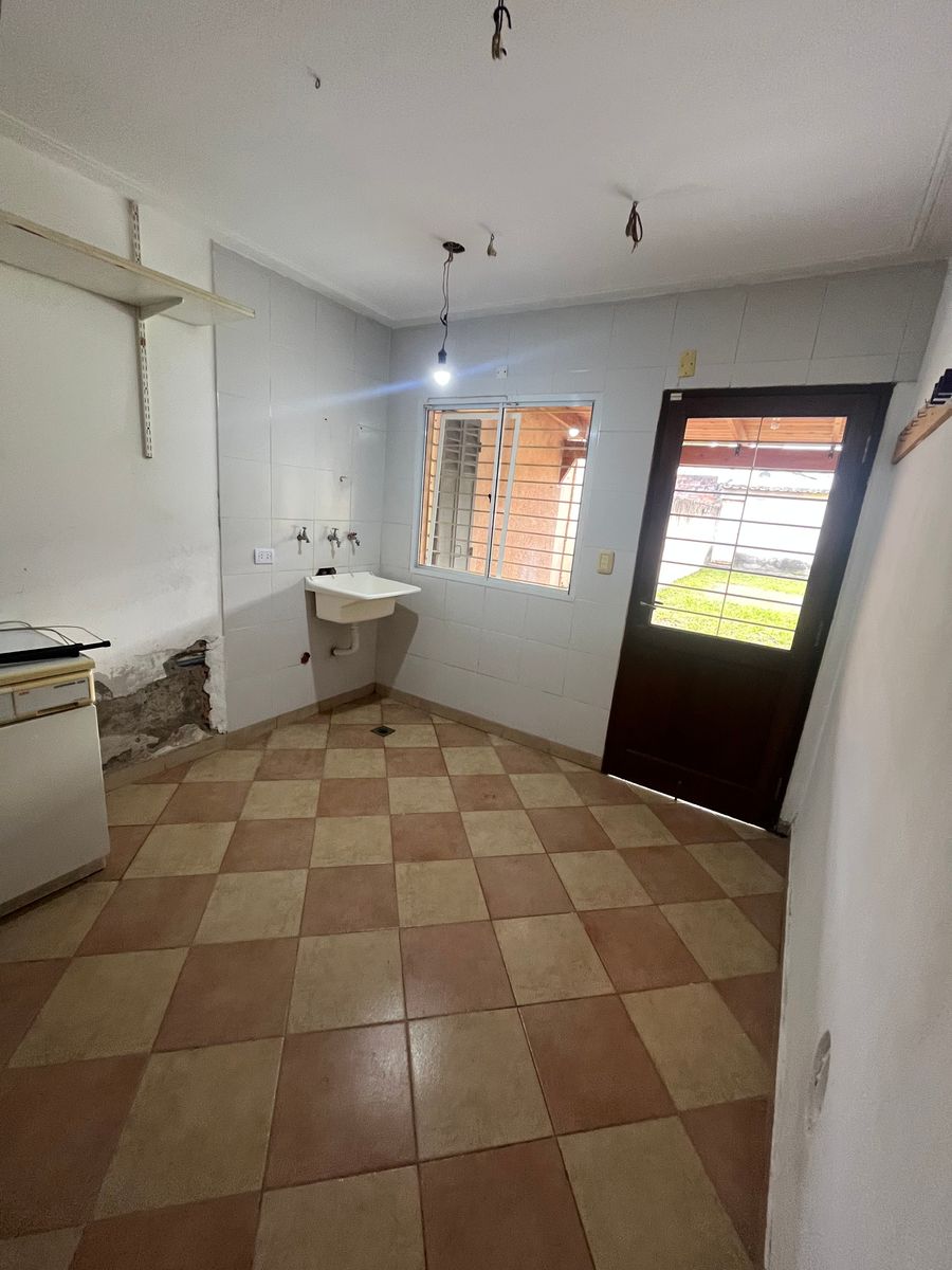 VENTA CASA 3 DORMITORIOS APTA CREDITO EN YERBA BUENA · Yerba Buena — foto 3