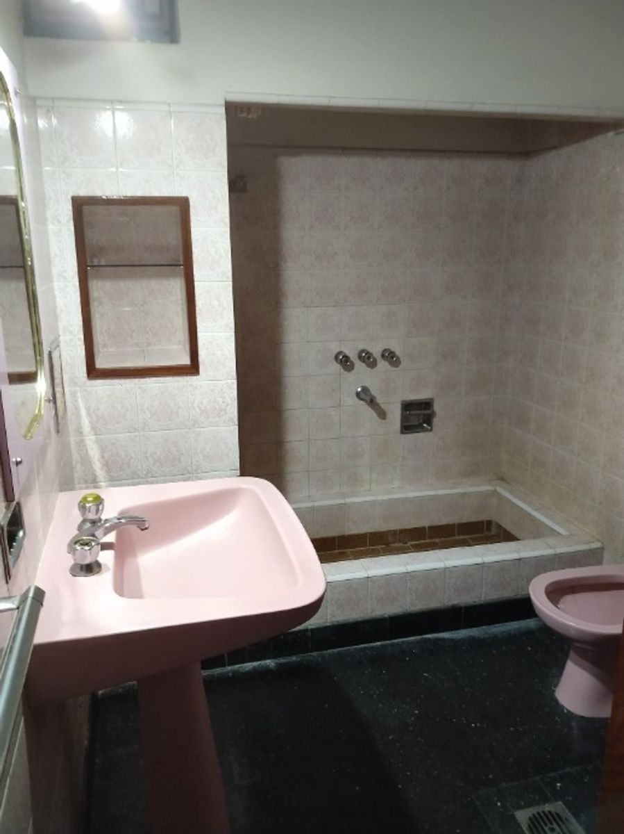 Santa Fe 1300 · Morón — foto 13