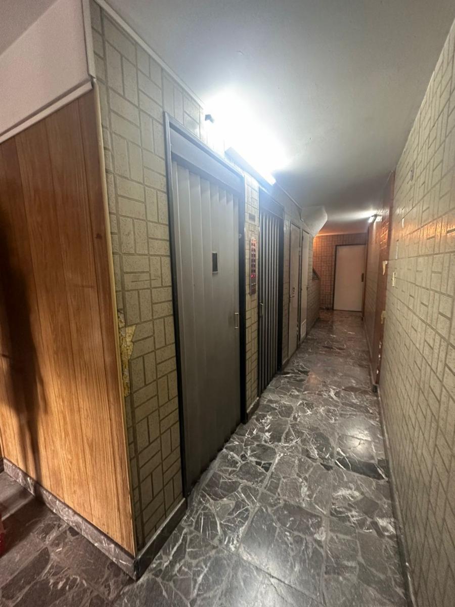 VENTA DEPARTAMENTO DOS AMBIENTES. EXCELENTE UBICACION