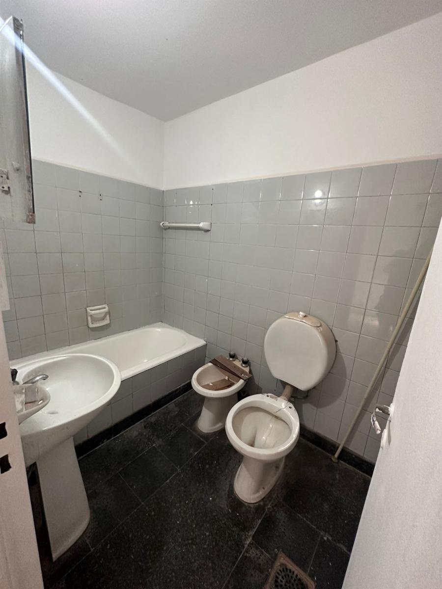 SARMIENTO 848 · Morón — foto 6