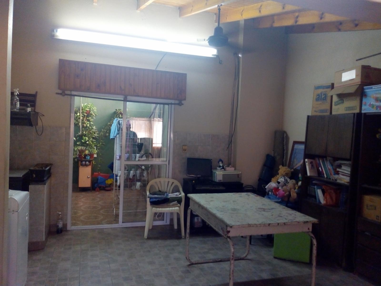 Belén 694 · La Matanza — foto 22