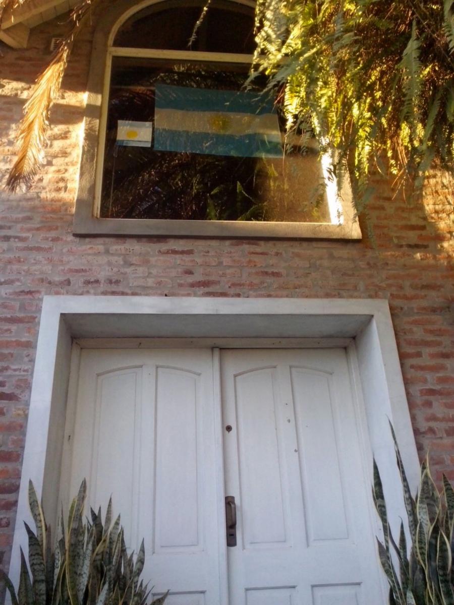 CASA - VENTA EN GARIN