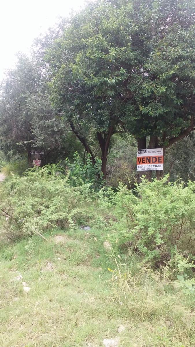 Lote 1711 m2 sobre Las Rosas esq. Las Magnolias
