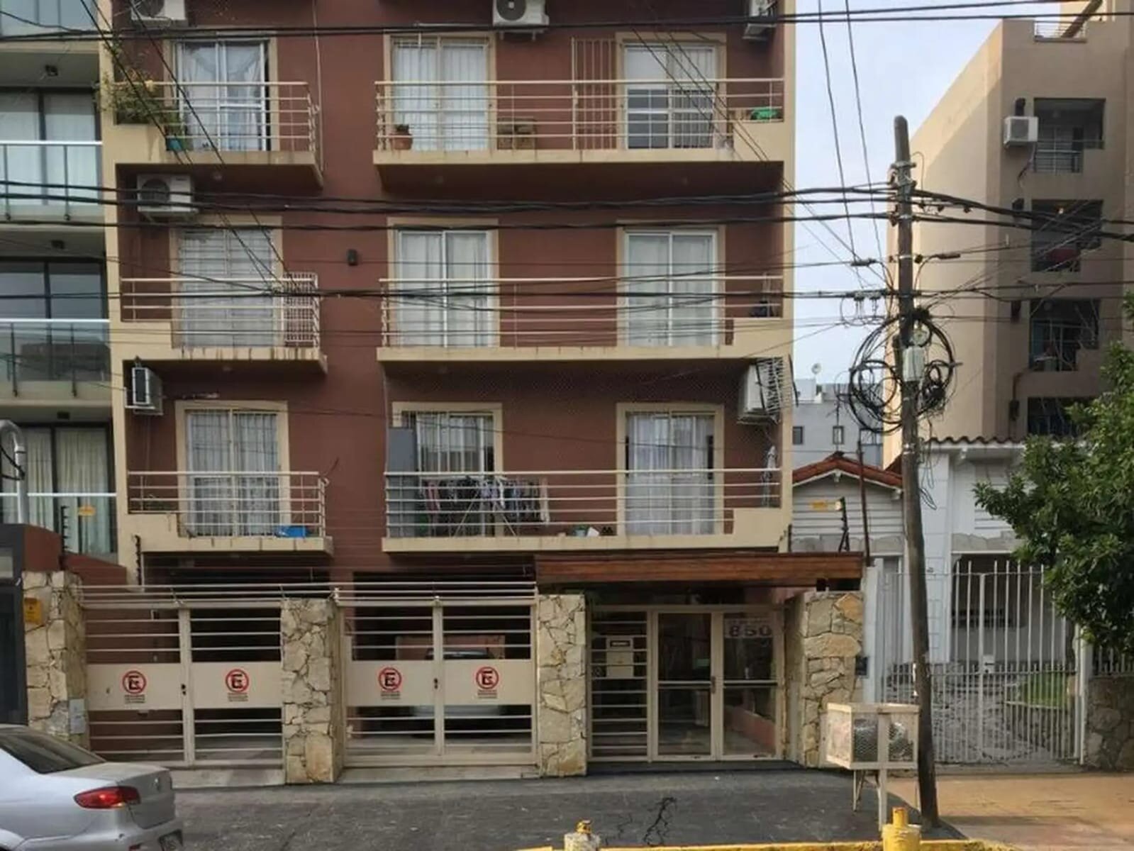 DEPARTAMENTO 2 AMBIENTES EN MORÓN CON PILETA