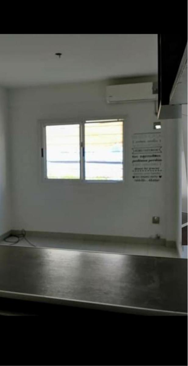 PTE. ALVEAR 100 · Morón — foto 8
