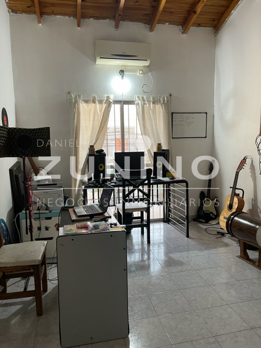 Maestro Angel Delia 2958 · San Miguel — foto 3