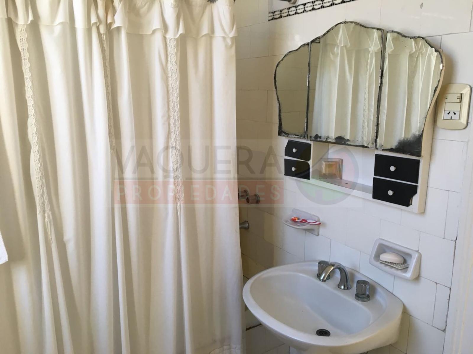 arenales 1300 · San Fernando — foto 8