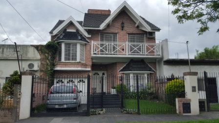 Joaquín V. Gonzalez 1228 · Almirante Brown — foto 9