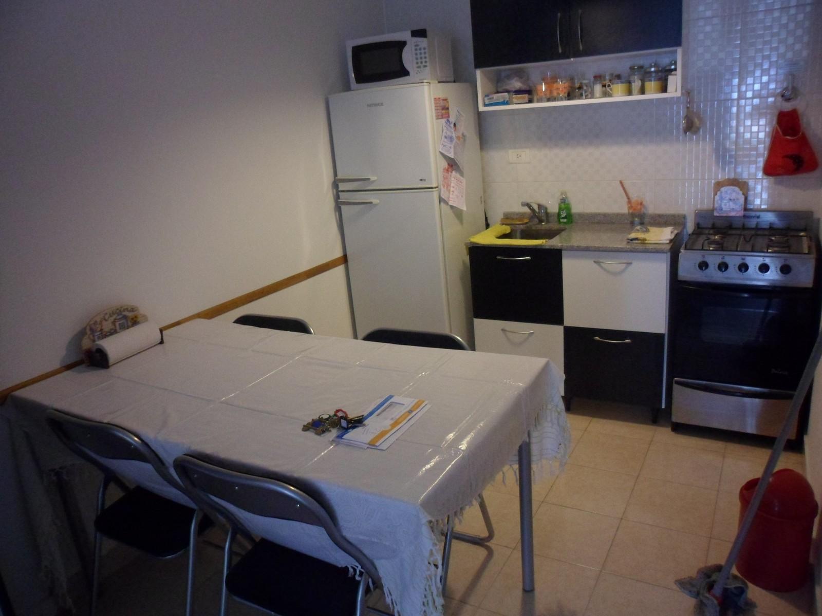 Peron 4310 · Almagro — foto 4