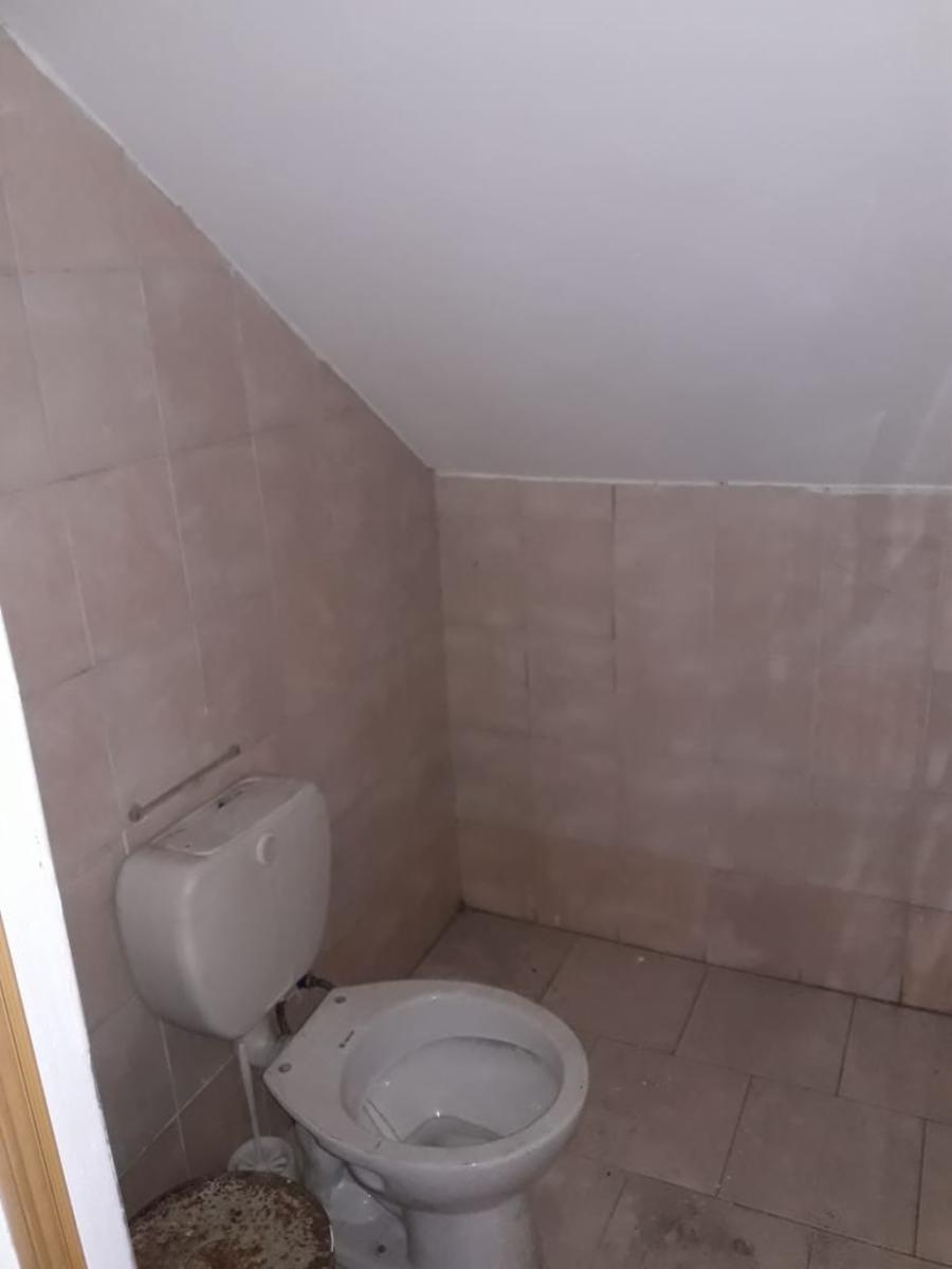 Hipólito Yrigoyen 15183 · Almirante Brown — foto 4