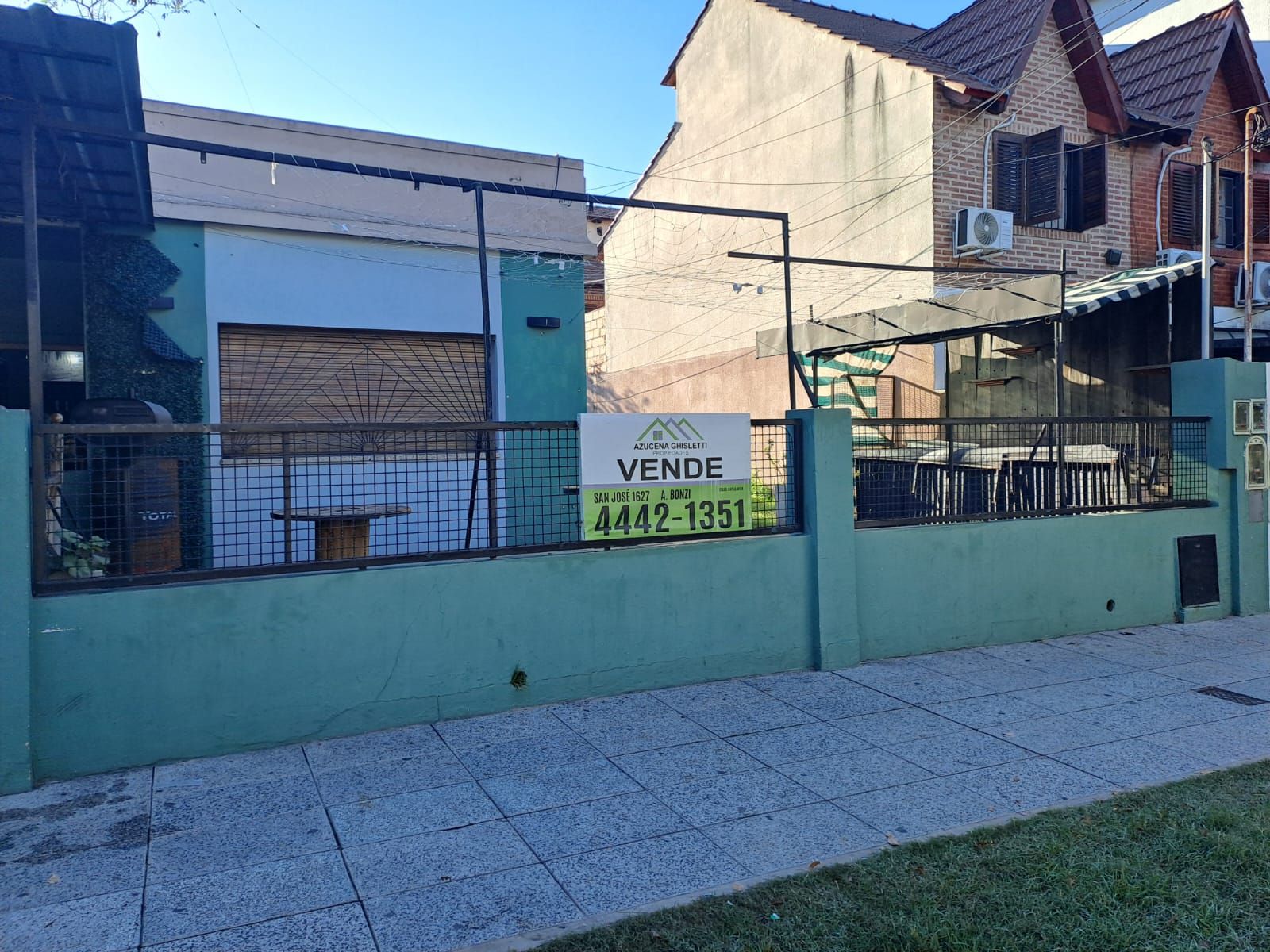 ALDO BONZI CASA EN VENTA SOBRE LINO LAGOS