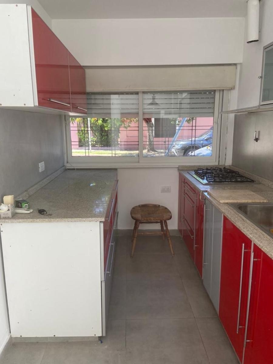 Cap. Claudio Rosales 2297 · Morón — foto 24