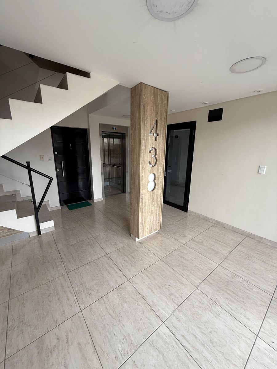 CERRITO 438 · Lomas De Zamora — foto 3