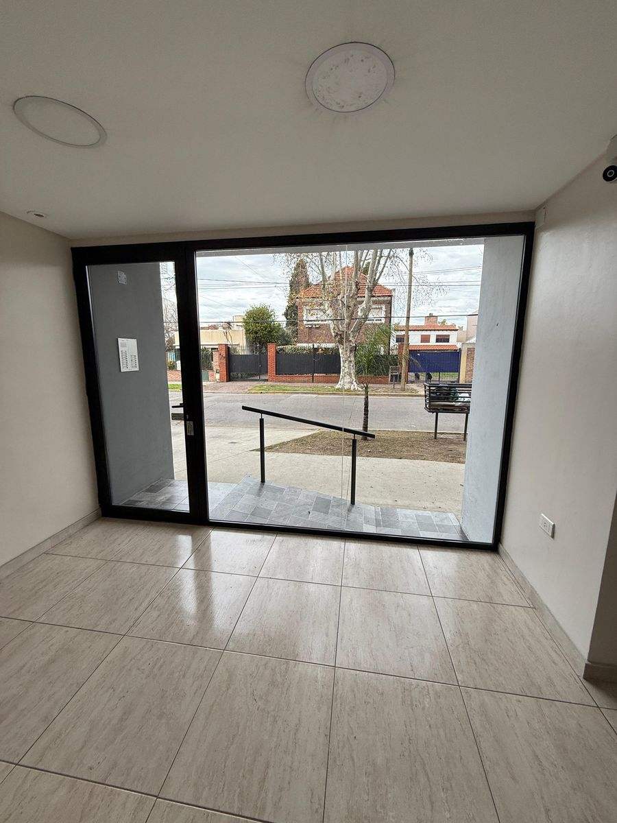CERRITO 438 · Lomas De Zamora — foto 4