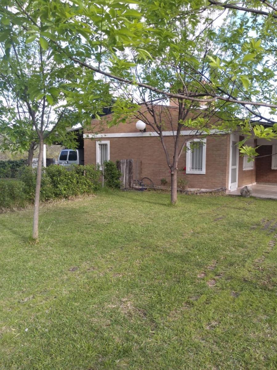 Excelentes dos Casas en Pehuen Co a 4 cuadras del mar