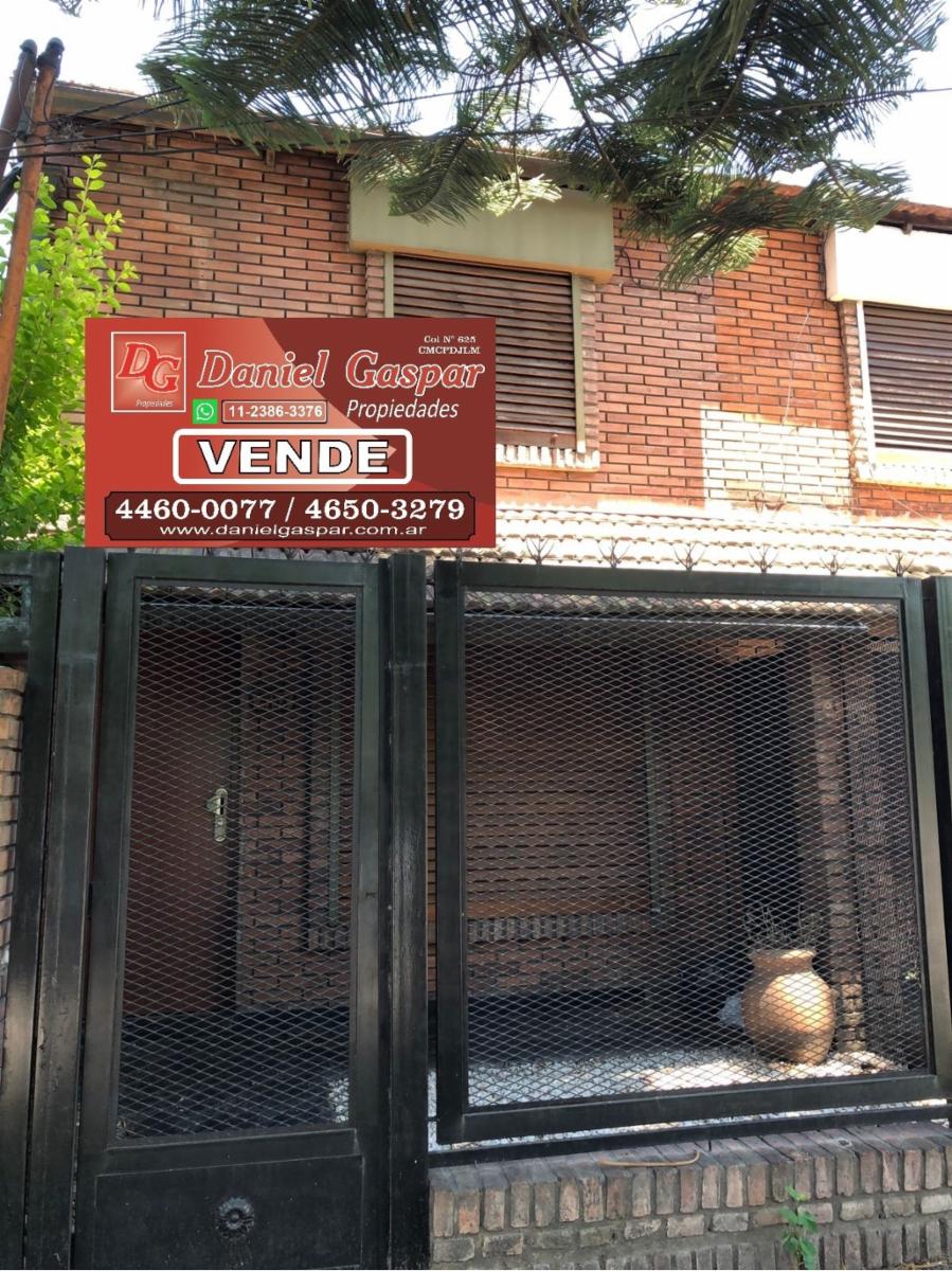 VENTA DUPLEX 4 AMB.-IMPECABLE OPORTUNIDAD 