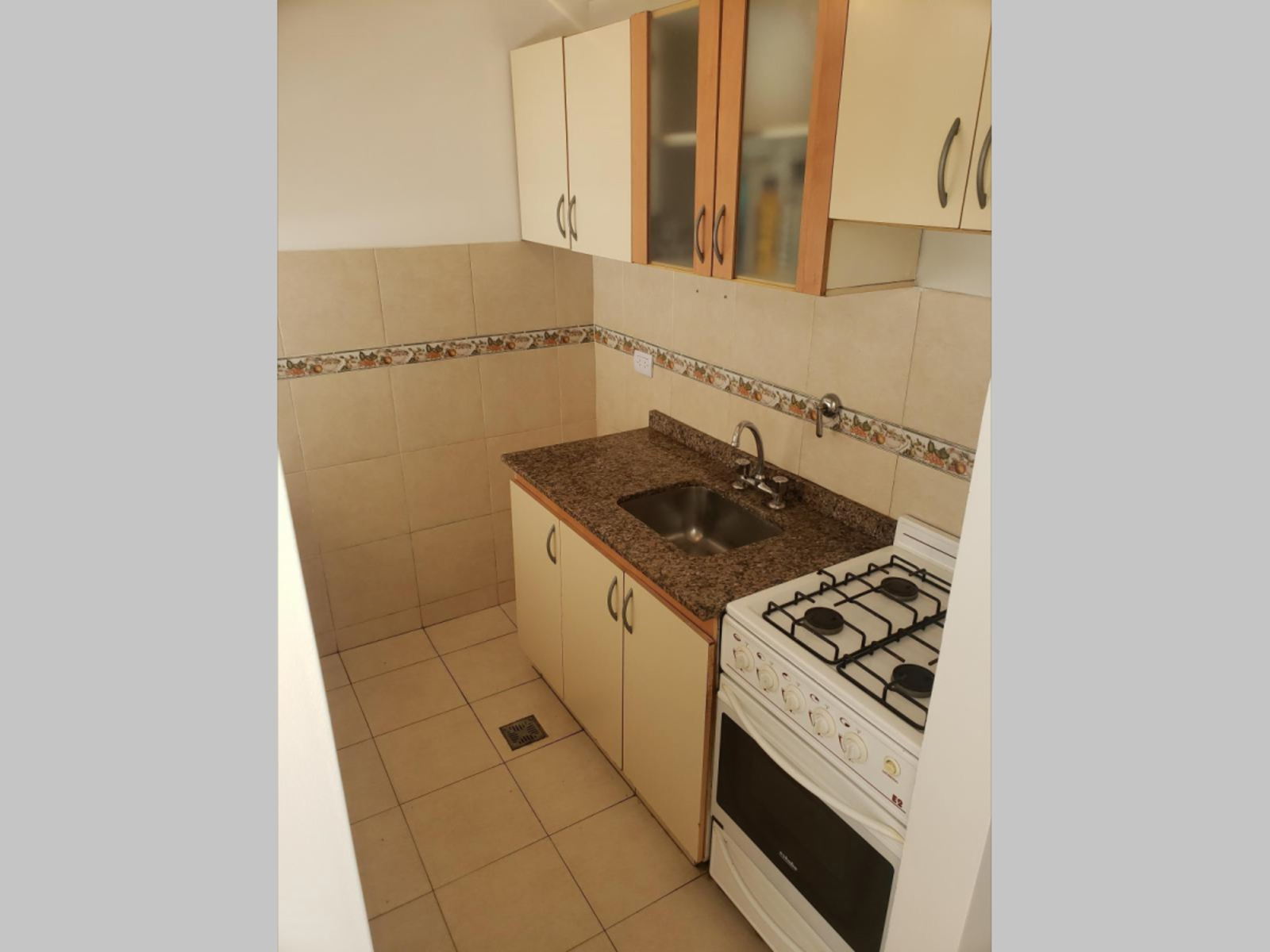Pringles 1100 · Caballito — foto 14