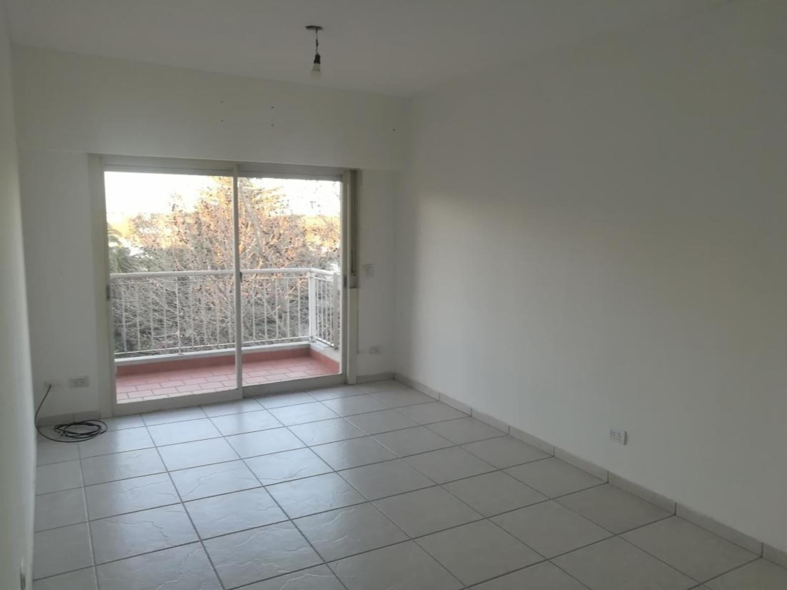 presidente peron 757 · San Fernando — foto 22