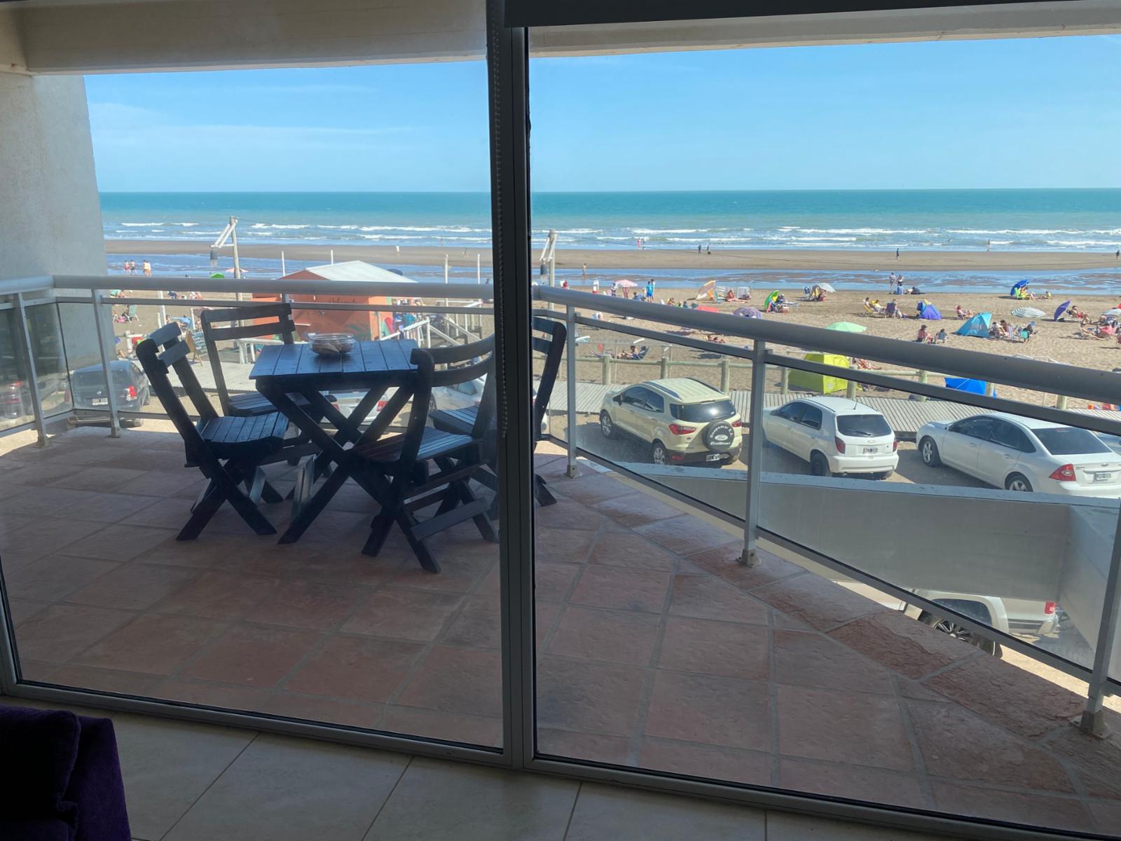 Juan Domingo Peron 389 · Monte Hermoso — foto 8