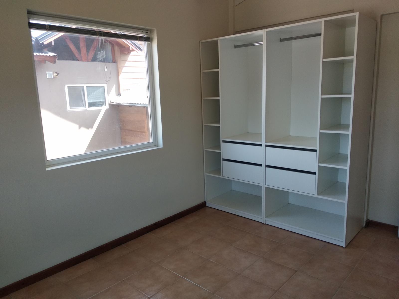 George Miciu 162 · Lacar — foto 3