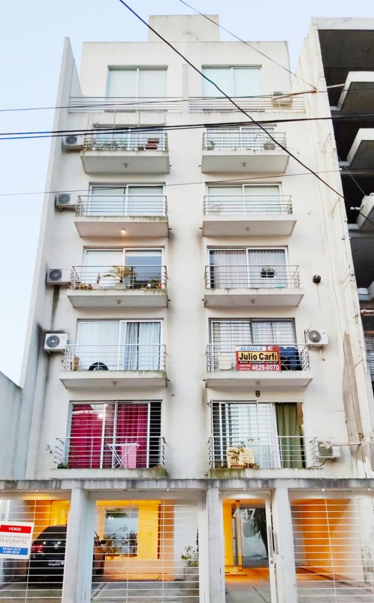 Departamento dos ambientes zona Morón