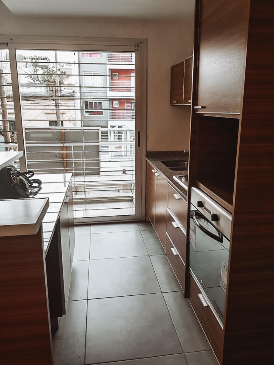 Bartolomé Mitre · Morón — foto 3