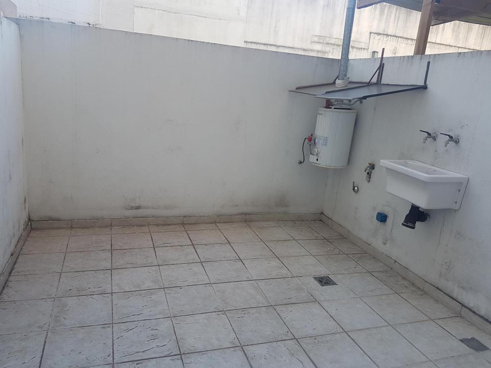 Laprida 200 · La Matanza — foto 3