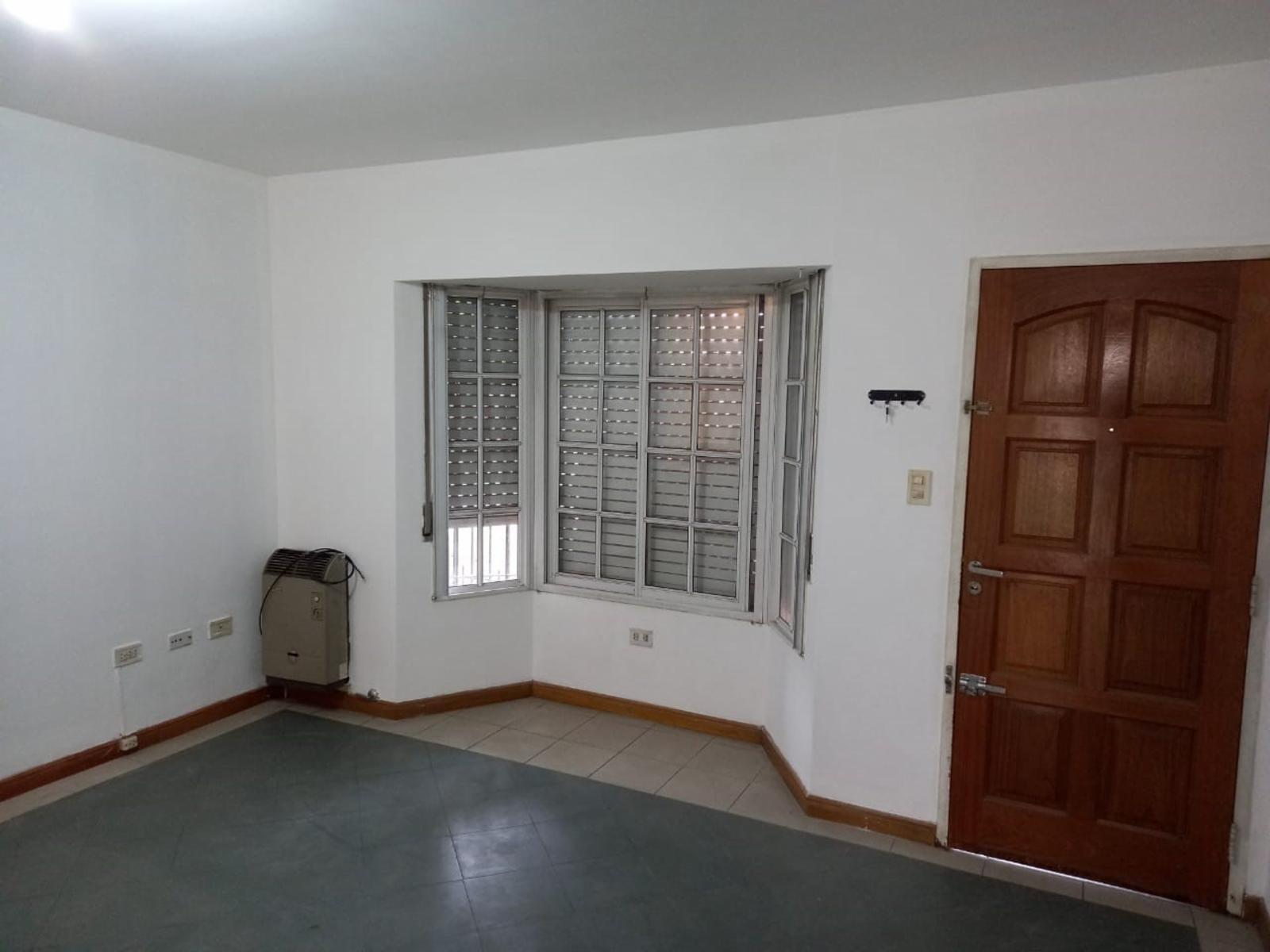 venta en block , 4 duplex de 90 m2 cub c/u muy buen estado, oportunidad inversor estan alquilados