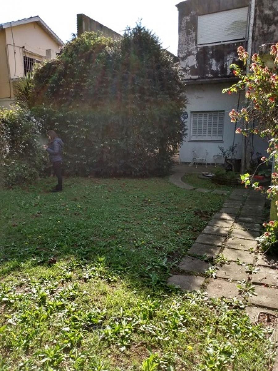 CASA / LOTE EN VENTA