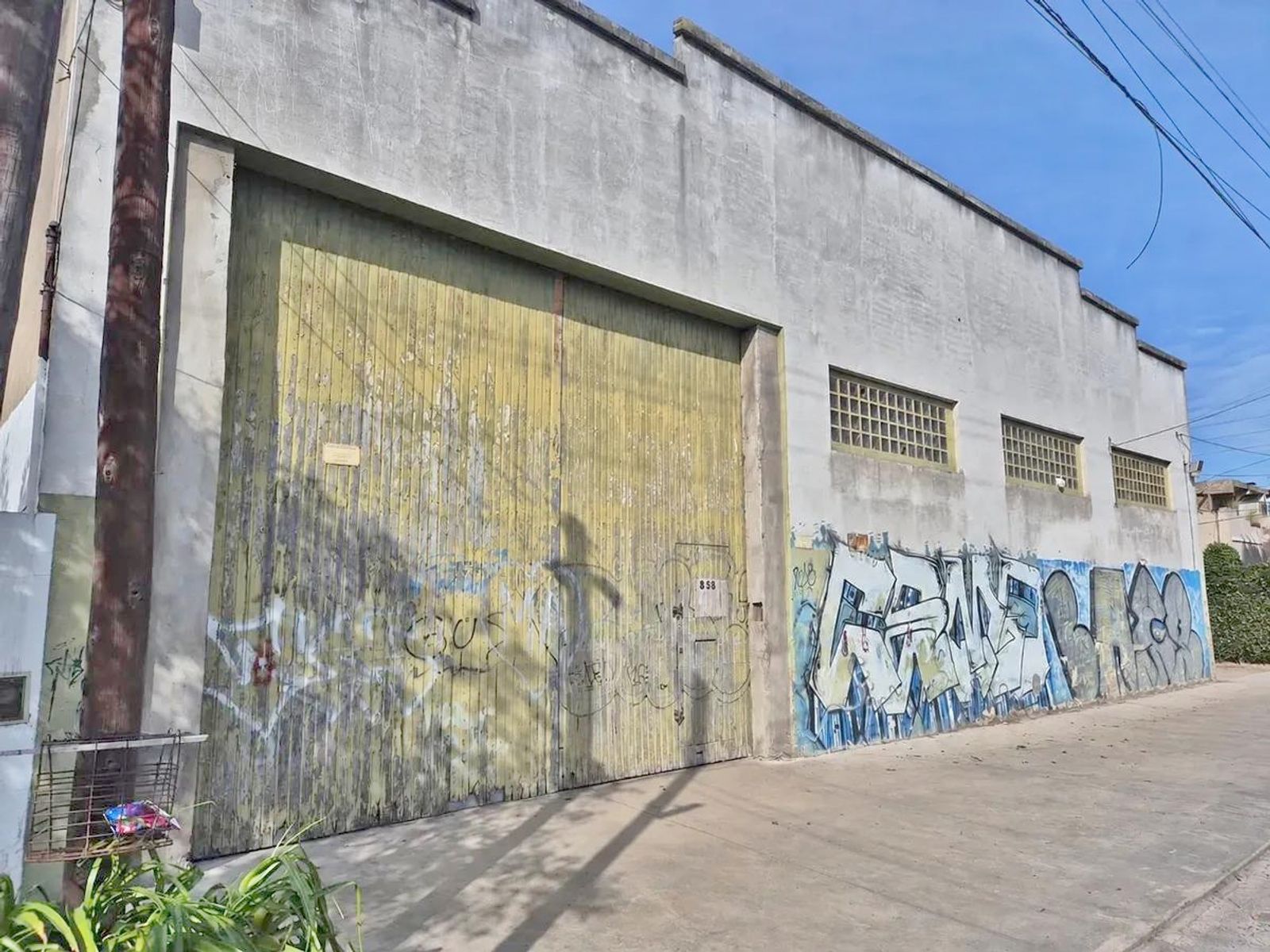 Uruguay 858 · Morón — foto 6