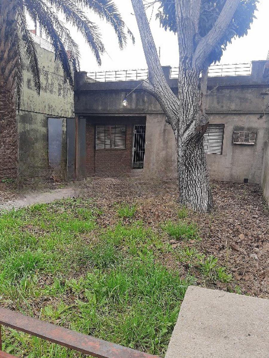 Neuquen 1622 · Morón — foto 3