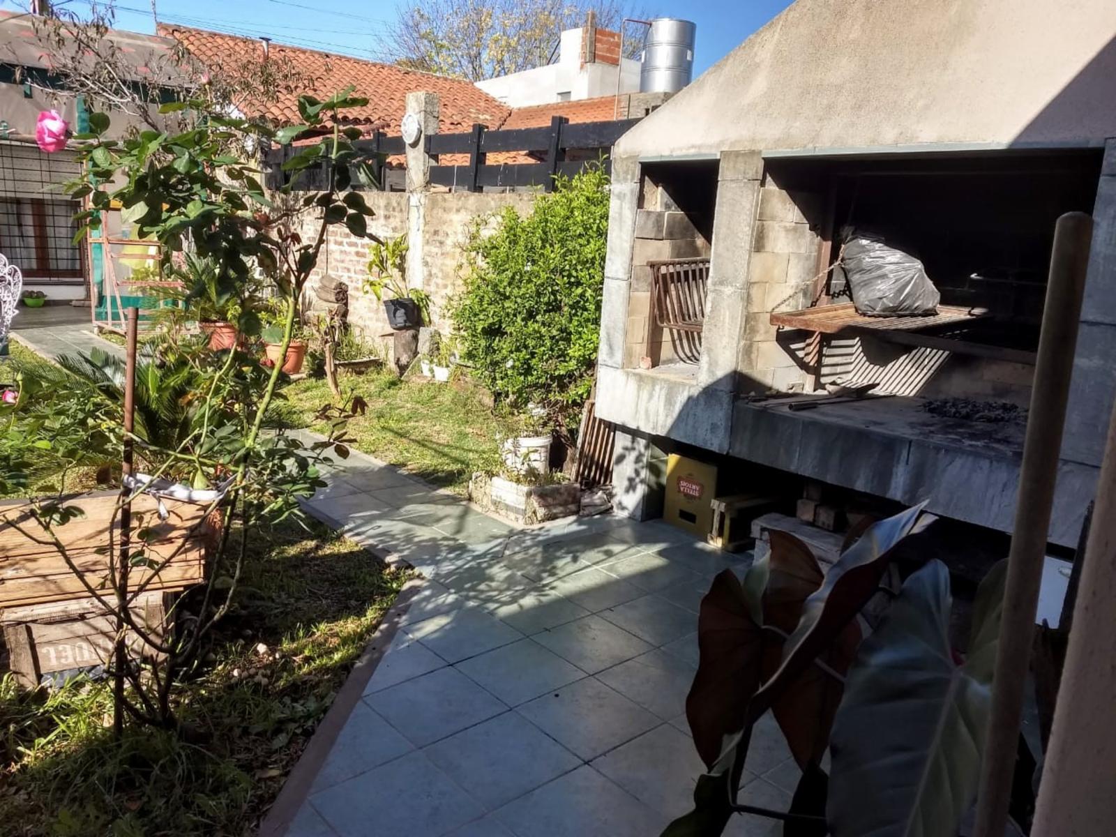 Hipolito Yrigoyen · Florencio Varela — foto 13