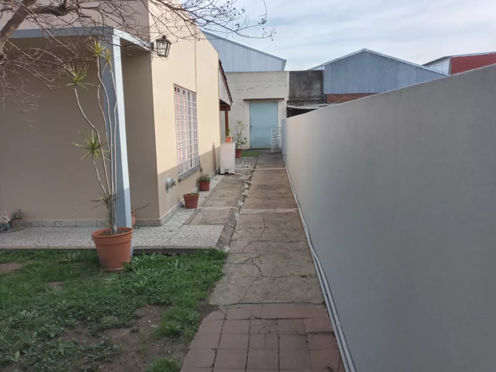 SABATTINI 5349 · Tres De Febrero — foto 3