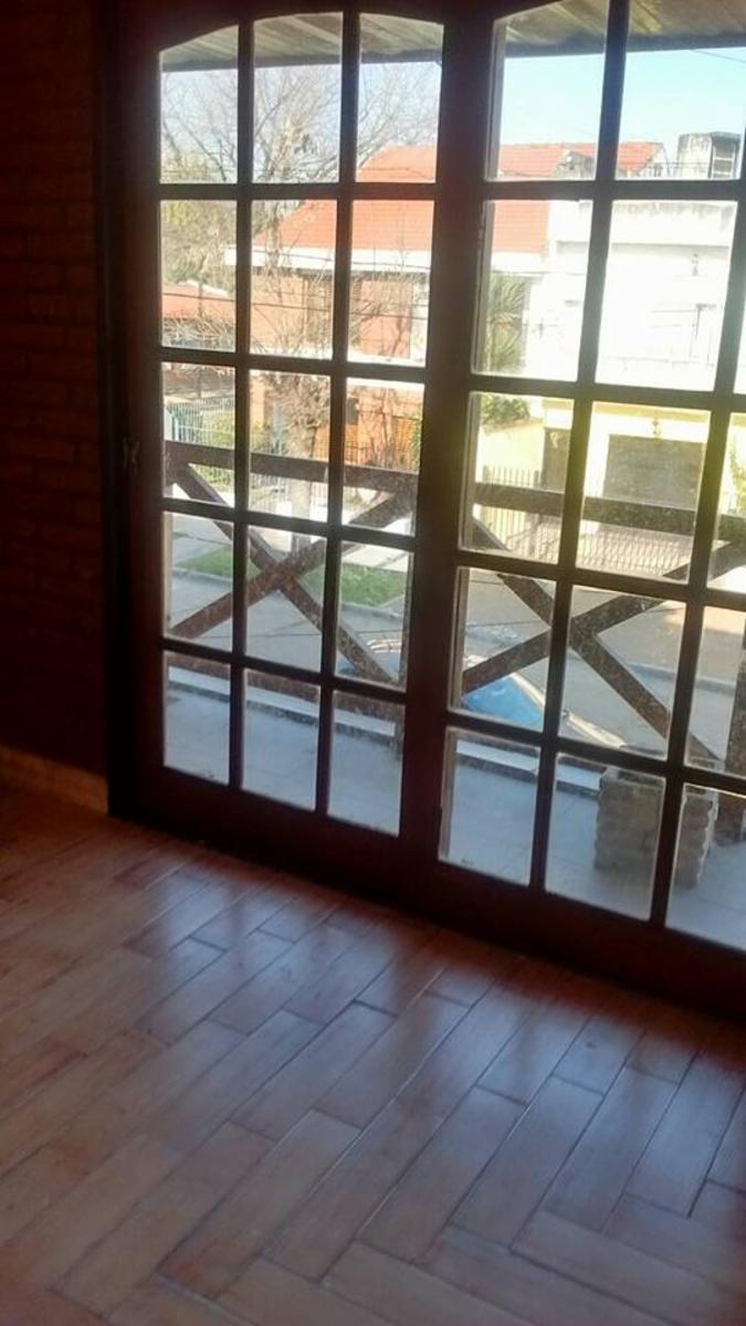 Crotto · Tres De Febrero — foto 6