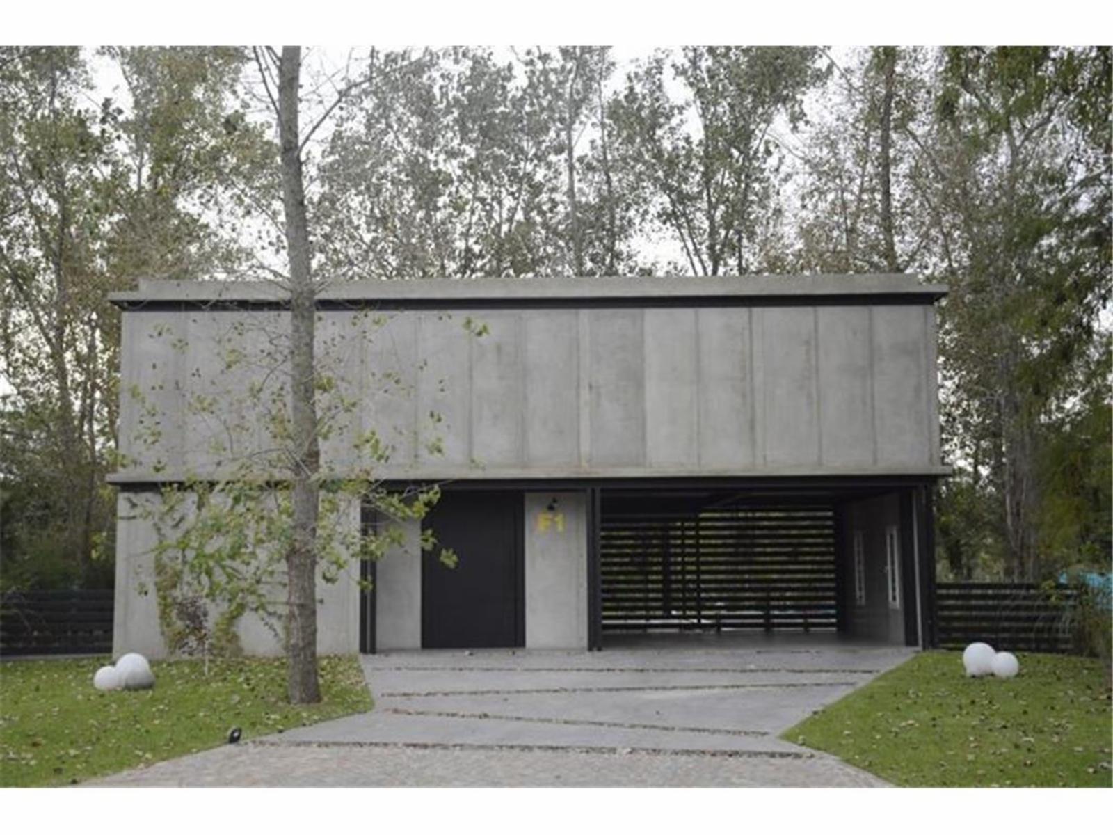 MODERNA CASA EN 2 PLANTAS EN BARRIO PRIVADO FINCAS DE HUDSON