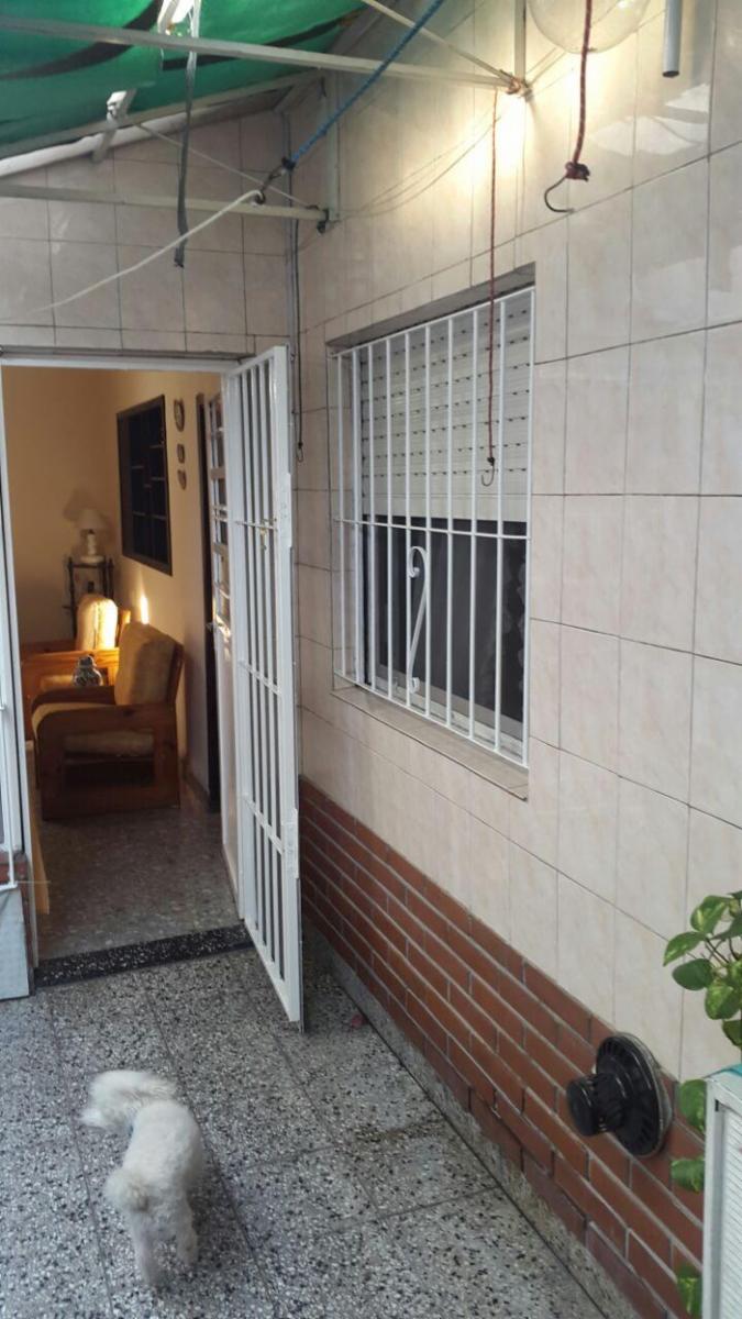 GRAL. GUIDO al 900 · Morón — foto 3