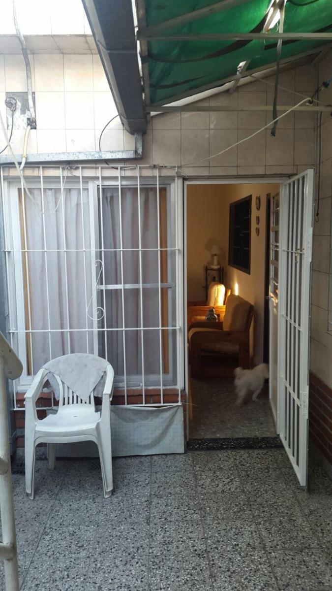 GRAL. GUIDO al 900 · Morón — foto 4
