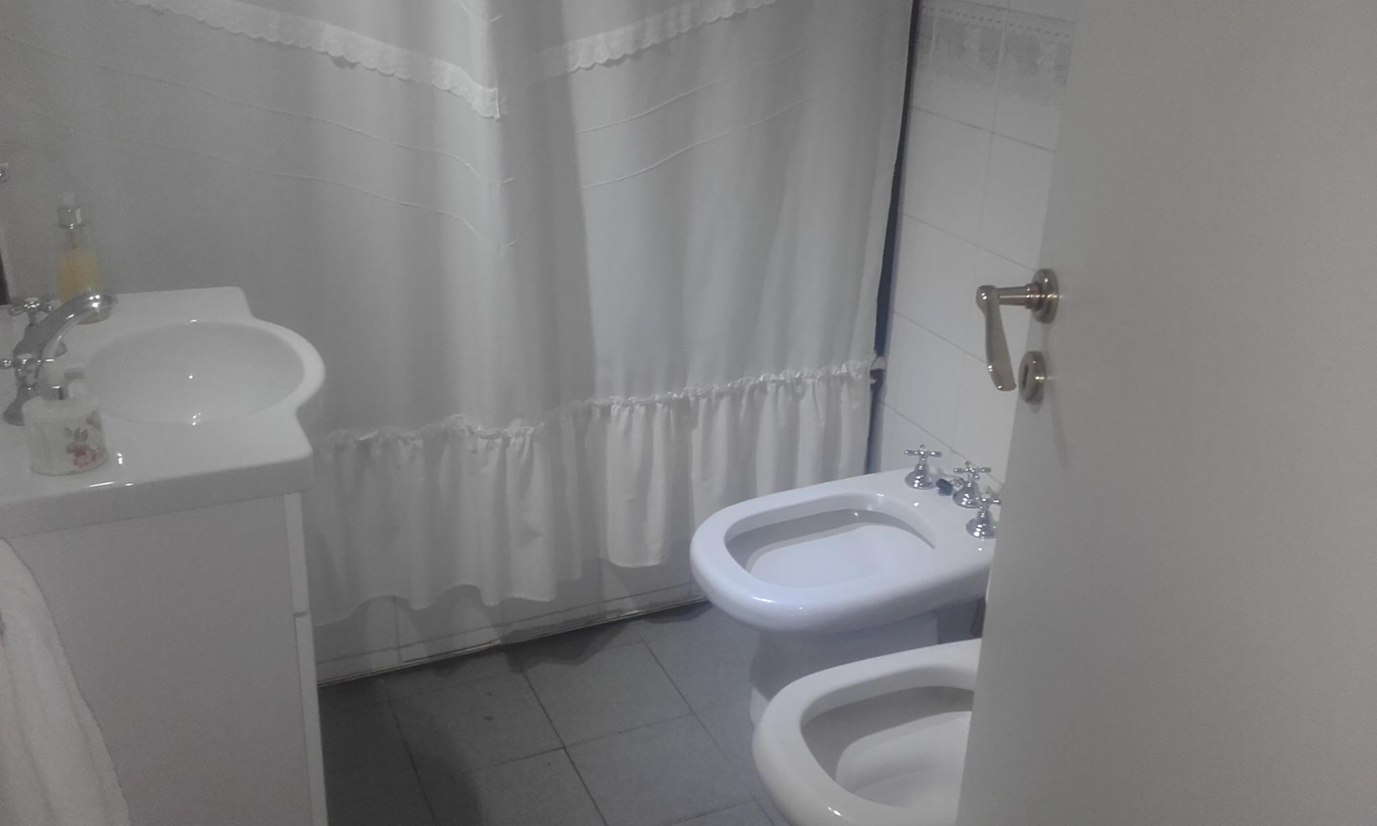Las Bases 798 · Morón — foto 4