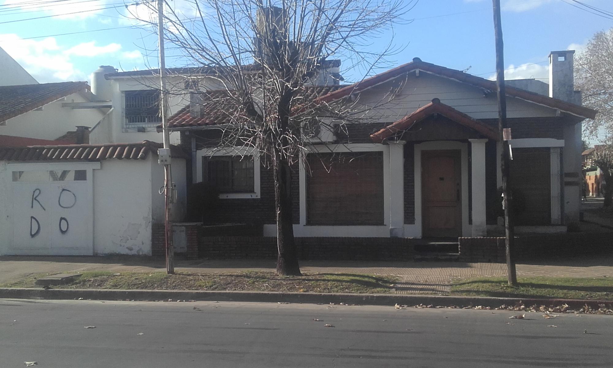 Las Bases 798 · Morón — foto 8