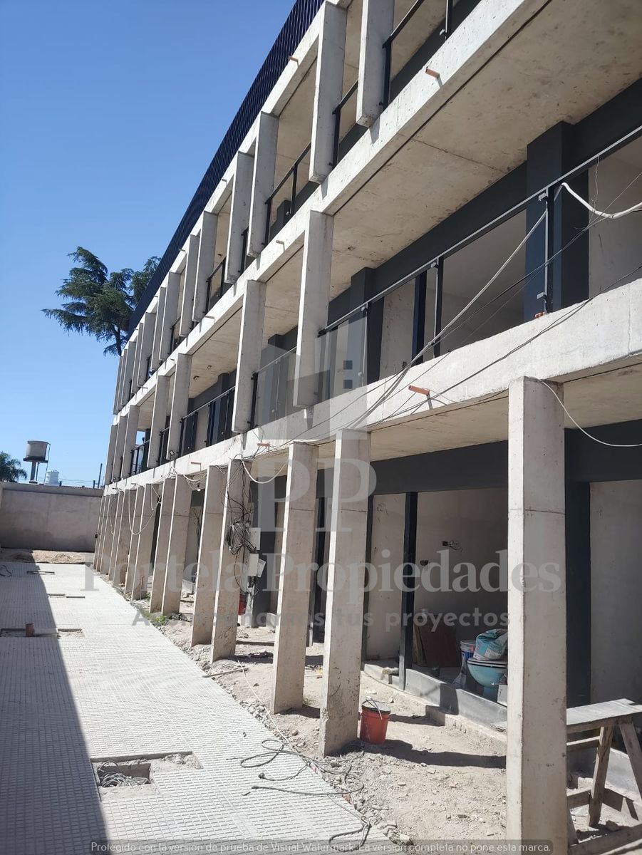 Azul 1050 · Morón — foto 4