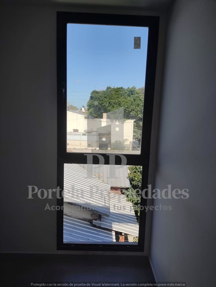 Azul 1050 · Morón — foto 8