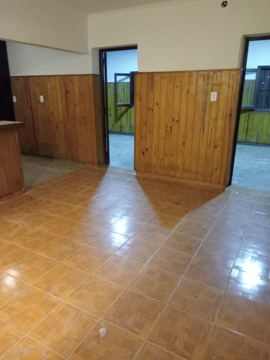 ALQUILER PH PLANTA BAJA