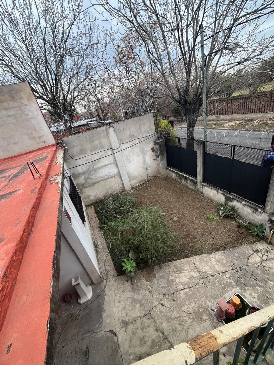 LEON GALLO 4820 · La Matanza — foto 6
