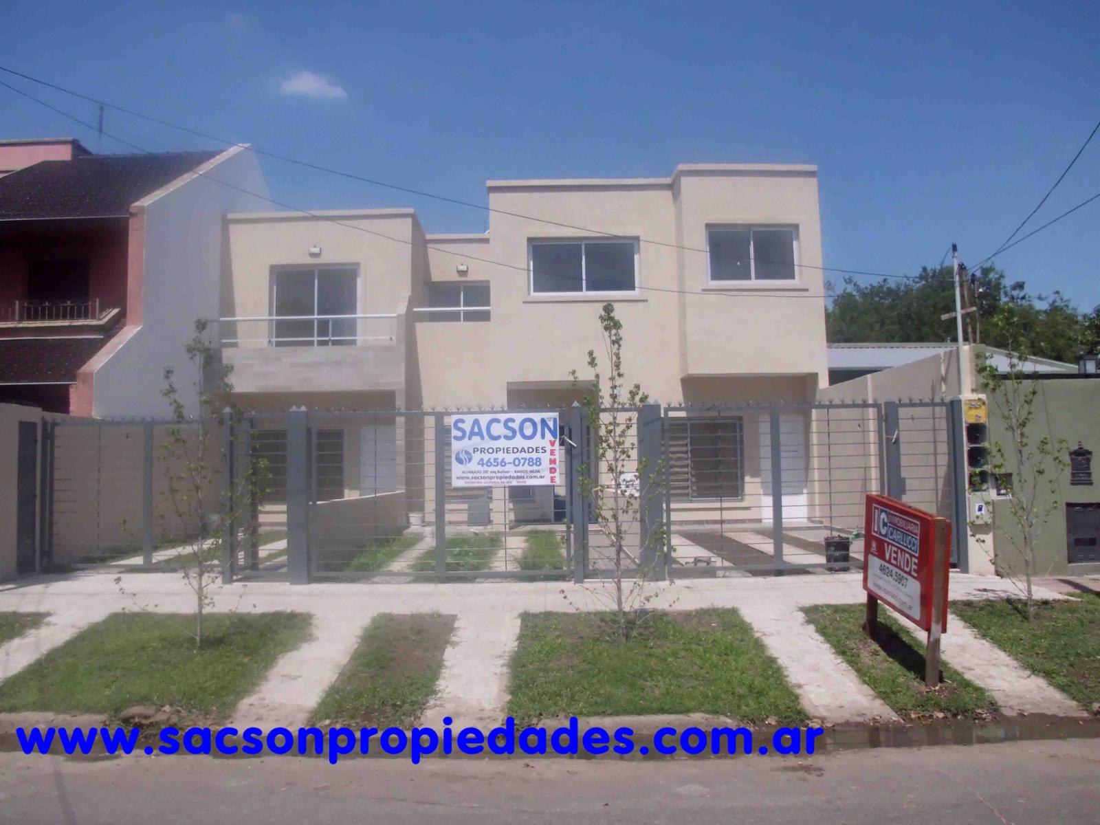 V605 Ituzaingo duplex 4 amb. con cochera y patio.