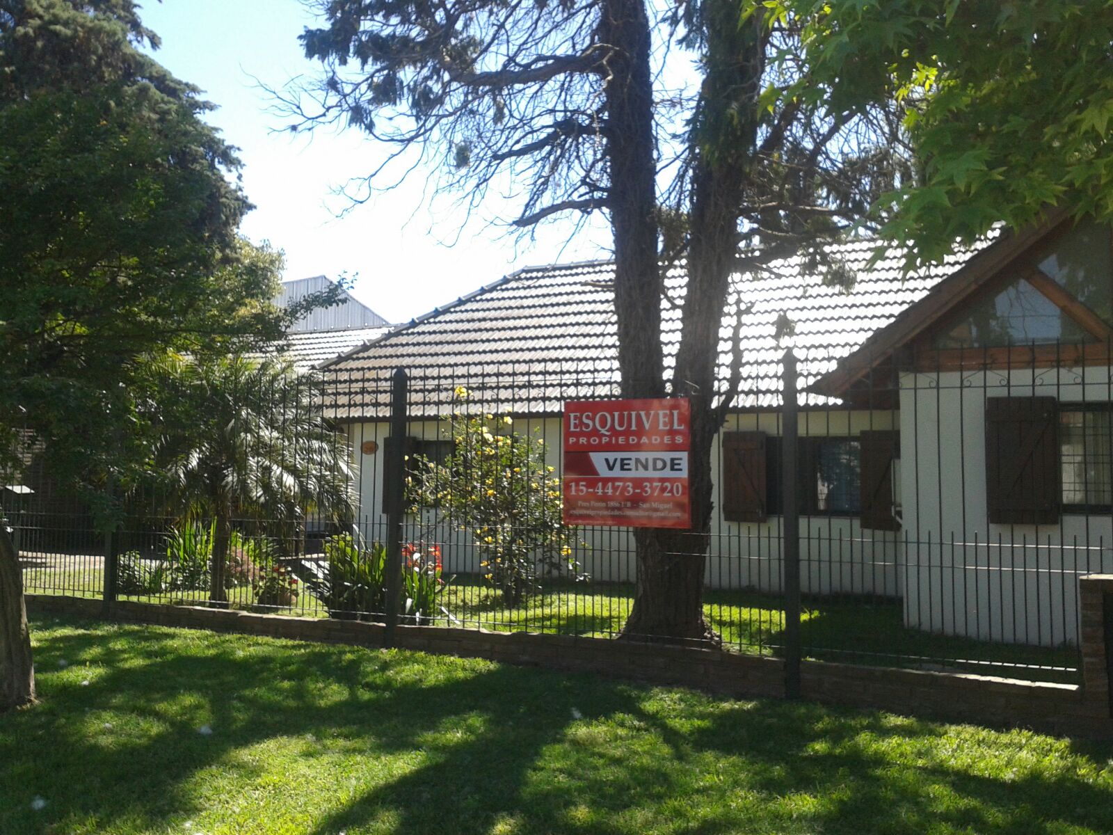 casa en juan manuel de rosas