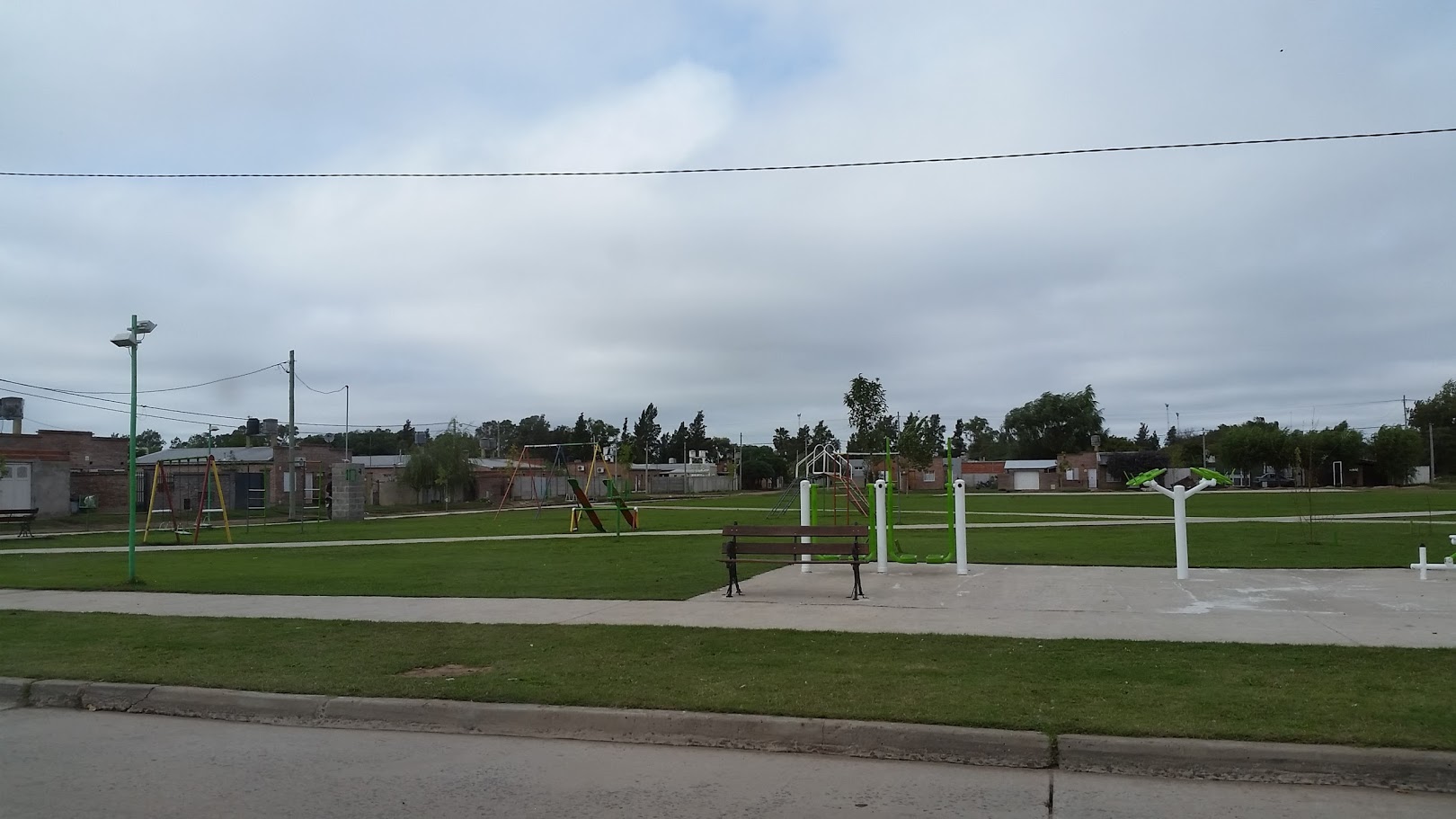 ALMIRANTE BROWN Y LAMADRID · Carlos Casares — foto 15