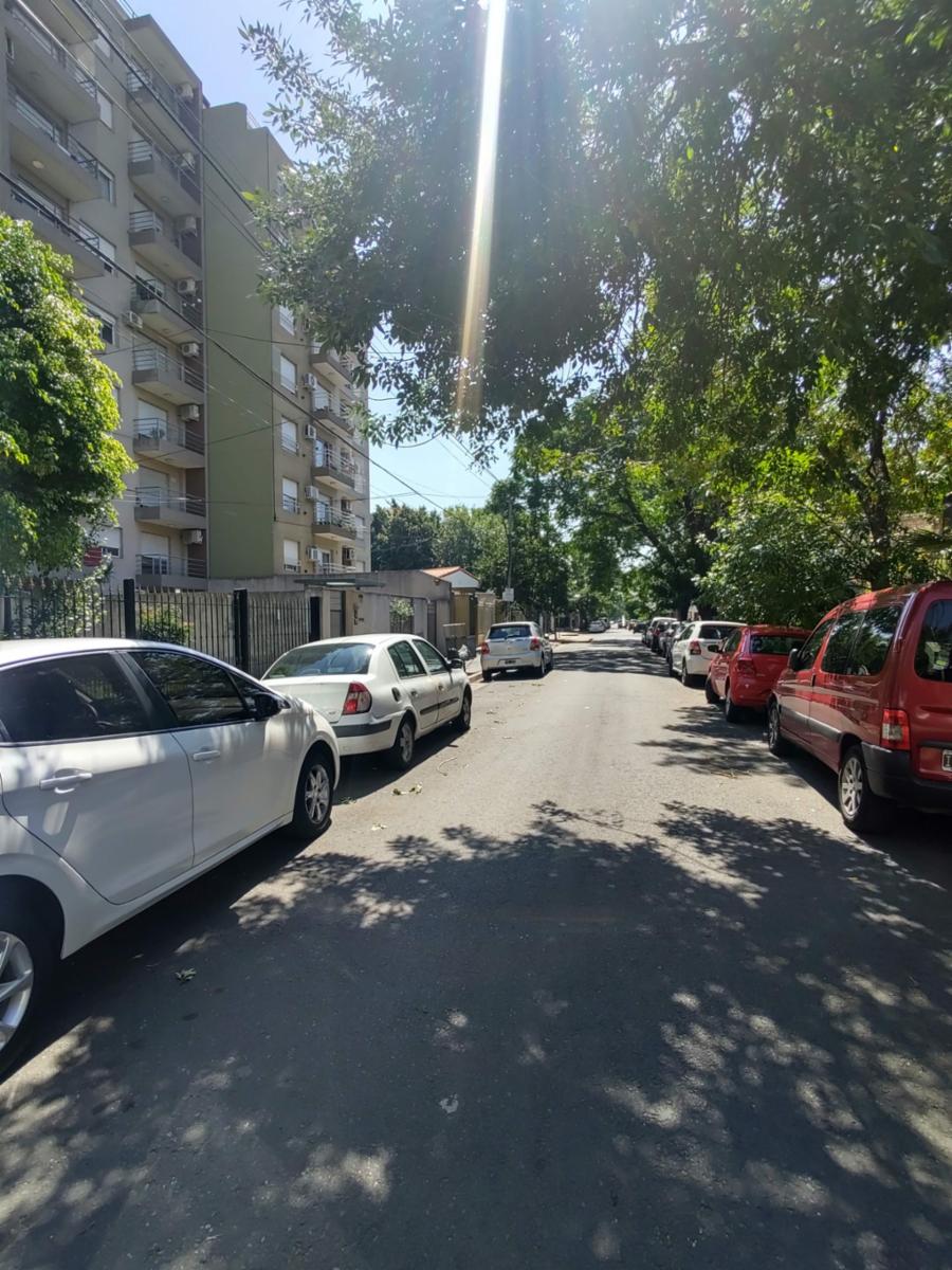 Caseros 50 · Morón — foto 3