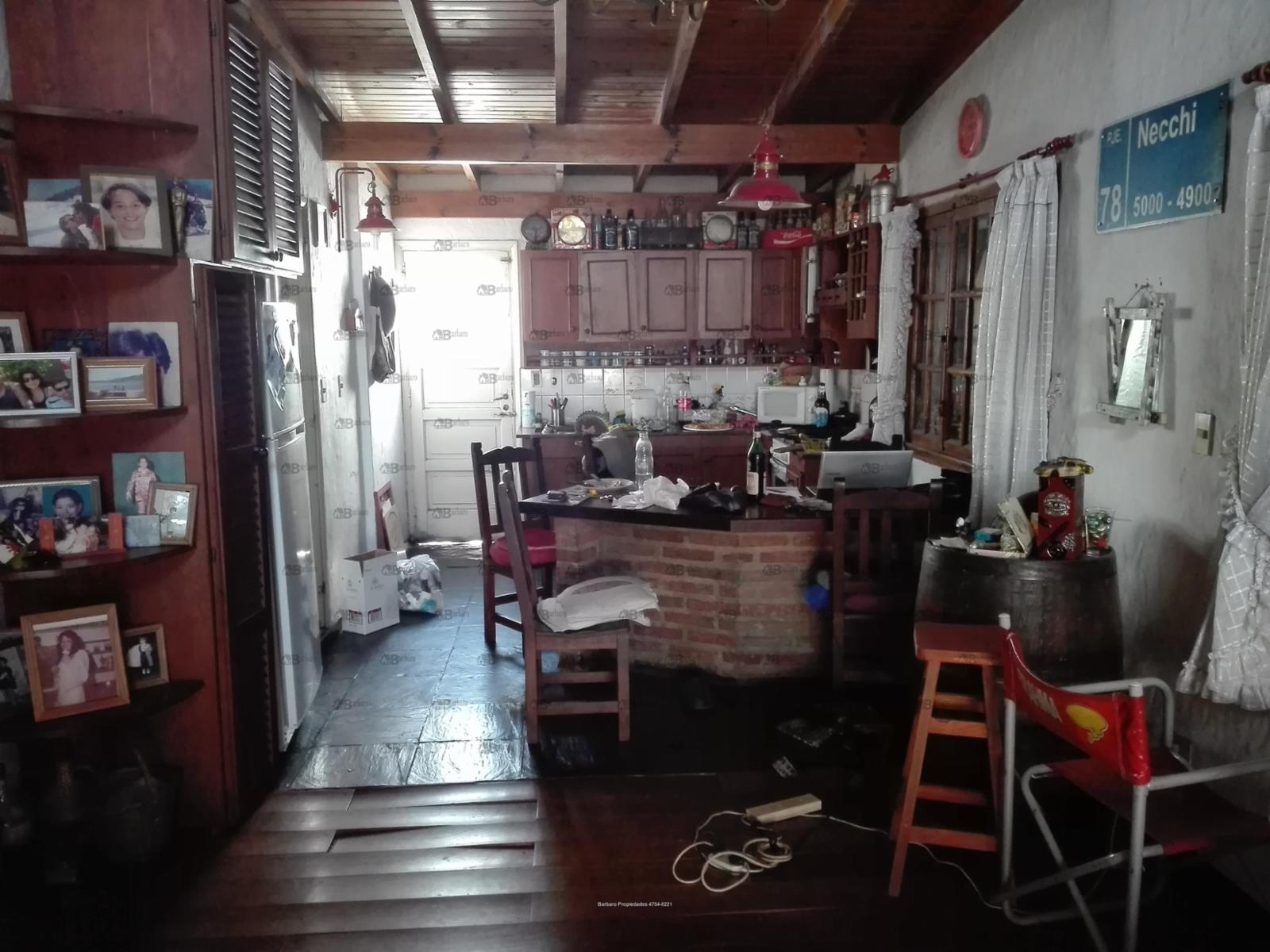 Barbaro Vende Chalet en San Martin